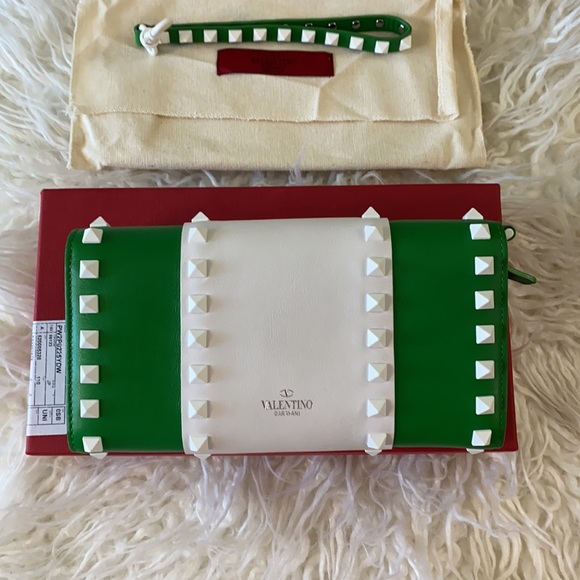 Valentino Garavani rock studs wristlet - Picture 10 of 17